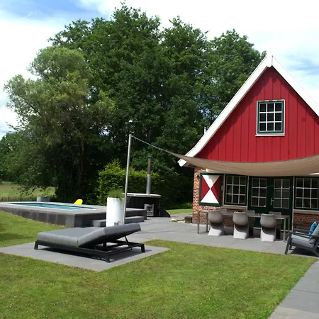 Ferienhaus De Noteboom 6-persoons, Verwarmd Prive Zwembad, Hottub, Overdekte Lounge Met Haard, Panorama Sauna, Sunshower, Luxe, Wifi Lievelde