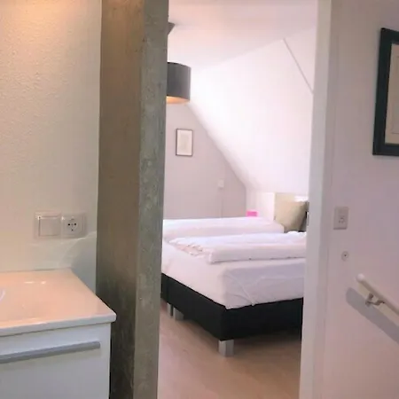 De Noteboom 6-persoons, Verwarmd Prive Zwembad, Hottub, Overdekte Lounge Met Haard, Panorama Sauna, Sunshower, Luxe, Wifi *