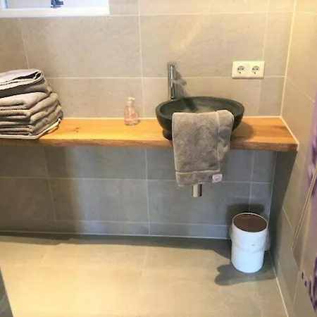 De Noteboom 6-persoons, Verwarmd Prive Zwembad, Hottub, Overdekte Lounge Met Haard, Panorama Sauna, Sunshower, Luxe, Wifi Nyaraló *
