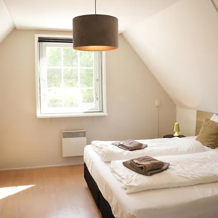 De Noteboom 6-persoons, Verwarmd Prive Zwembad, Hottub, Overdekte Lounge Met Haard, Panorama Sauna, Sunshower, Luxe, Wifi Dom wakacyjny