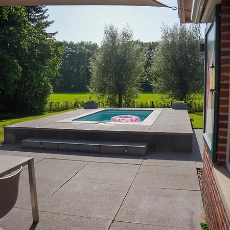 De Noteboom 6-persoons, Verwarmd Prive Zwembad, Hottub, Overdekte Lounge Met Haard, Panorama Sauna, Sunshower, Luxe, Wifi *