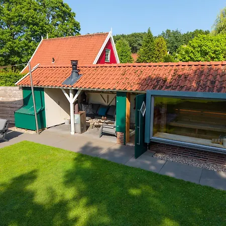 De Noteboom 6-persoons, Verwarmd Prive Zwembad, Hottub, Overdekte Lounge Met Haard, Panorama Sauna, Sunshower, Luxe, Wifi *