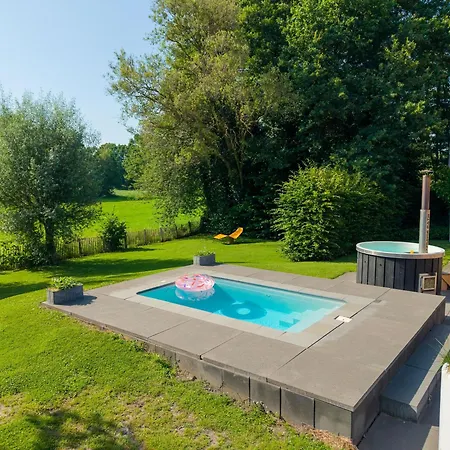 Nyaraló De Noteboom 6-persoons, Verwarmd Prive Zwembad, Hottub, Overdekte Lounge Met Haard, Panorama Sauna, Sunshower, Luxe, Wifi Lievelde