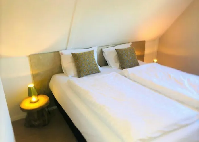 Semesterbostad De Noteboom 6-persoons, Verwarmd Prive Zwembad, Hottub, Overdekte Lounge Met Haard, Panorama Sauna, Sunshower, Luxe, Wifi *