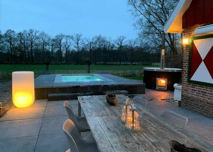 De Noteboom 6-persoons, Verwarmd Prive Zwembad, Hottub, Overdekte Lounge Met Haard, Panorama Sauna, Sunshower, Luxe, Wifi Semesterbostad