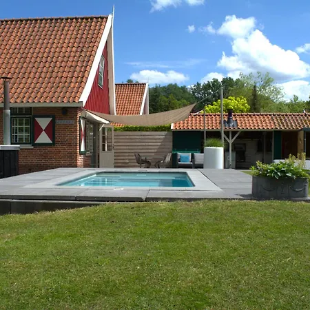 Vakantiehuis De Noteboom 6-persoons, Verwarmd Prive Zwembad, Hottub, Overdekte Lounge Met Haard, Panorama Sauna, Sunshower, Luxe, Wifi *