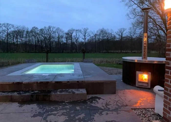 De Noteboom 6-persoons, Verwarmd Privé Zwembad, Hottub, Overdekte Lounge Met Haard, Panorama Sauna, Sunshower, Luxe, Wifi Casa vacanze *