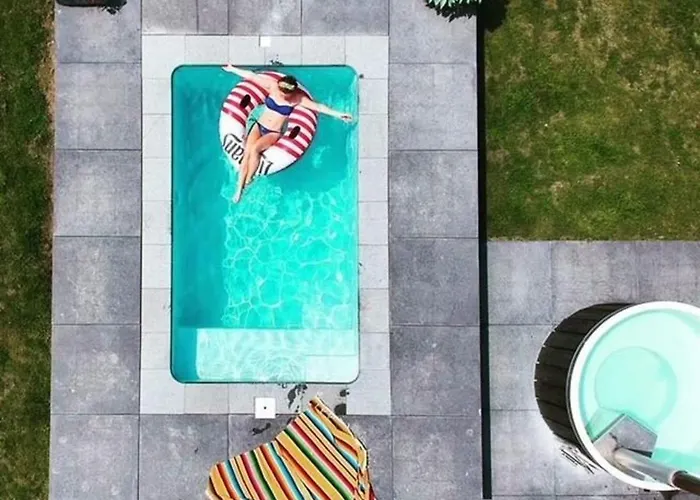 De Noteboom 6-persoons, Verwarmd Privé Zwembad, Hottub, Overdekte Lounge Met Haard, Panorama Sauna, Sunshower, Luxe, Wifi Casa vacanze Lievelde