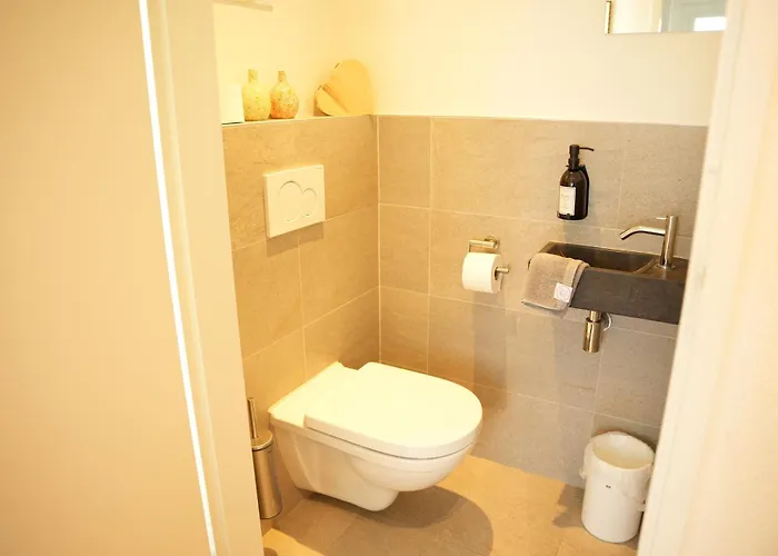 Casa vacanze De Noteboom 6-persoons, Verwarmd Privé Zwembad, Hottub, Overdekte Lounge Met Haard, Panorama Sauna, Sunshower, Luxe, Wifi *